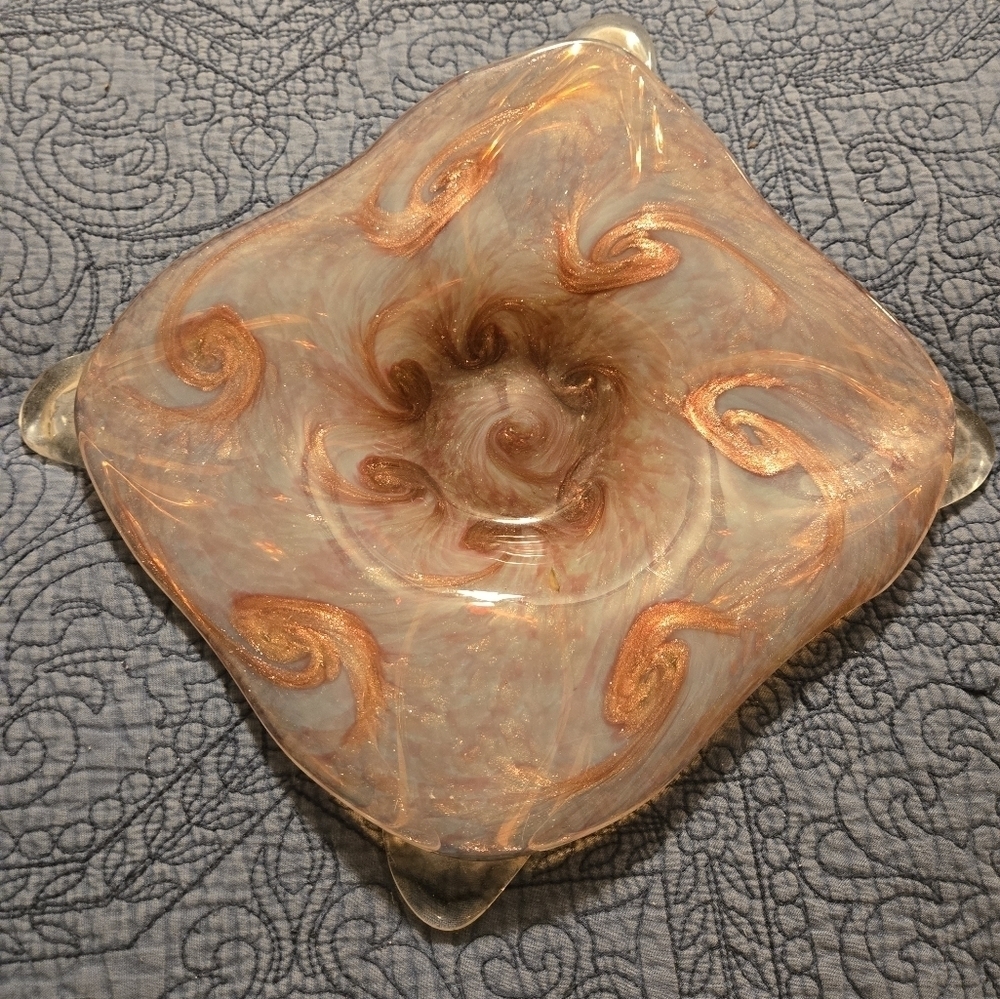 Artsy Glass Copper Swirl Bowl Unsigned